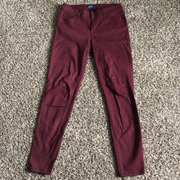 Old Navy RockStar Skinny Jeans - Picture 4 of 9